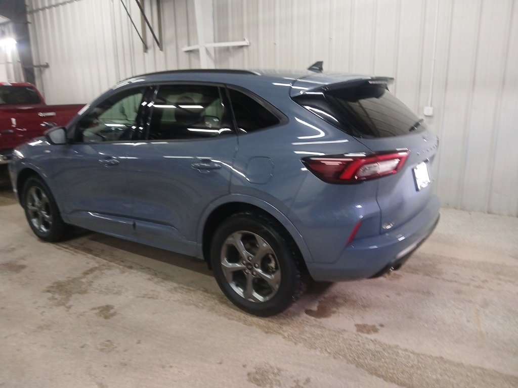 Certified 2024 Ford Escape ST-Line image 3