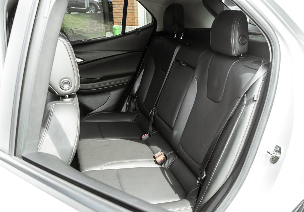 Used 2024 Buick Encore GX Sport Touring w/ Comfort Package AWD/4WD image 23