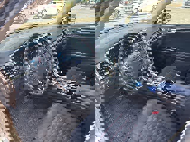 Used 2013 Ford Fusion SE FWD image 9