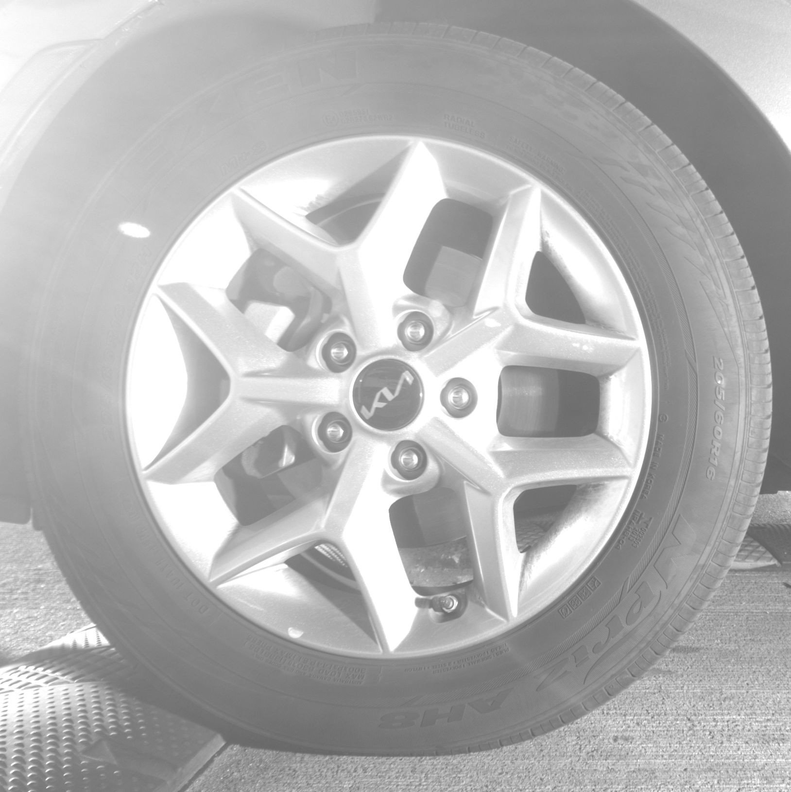 Used 2025 Kia Soul LX w/ LX Technology Package FWD image 12