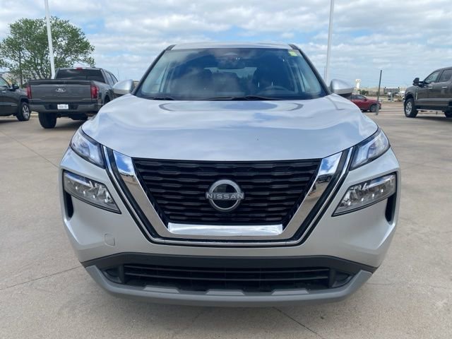 Used 2023 Nissan Rogue SV AWD/4WD image 2