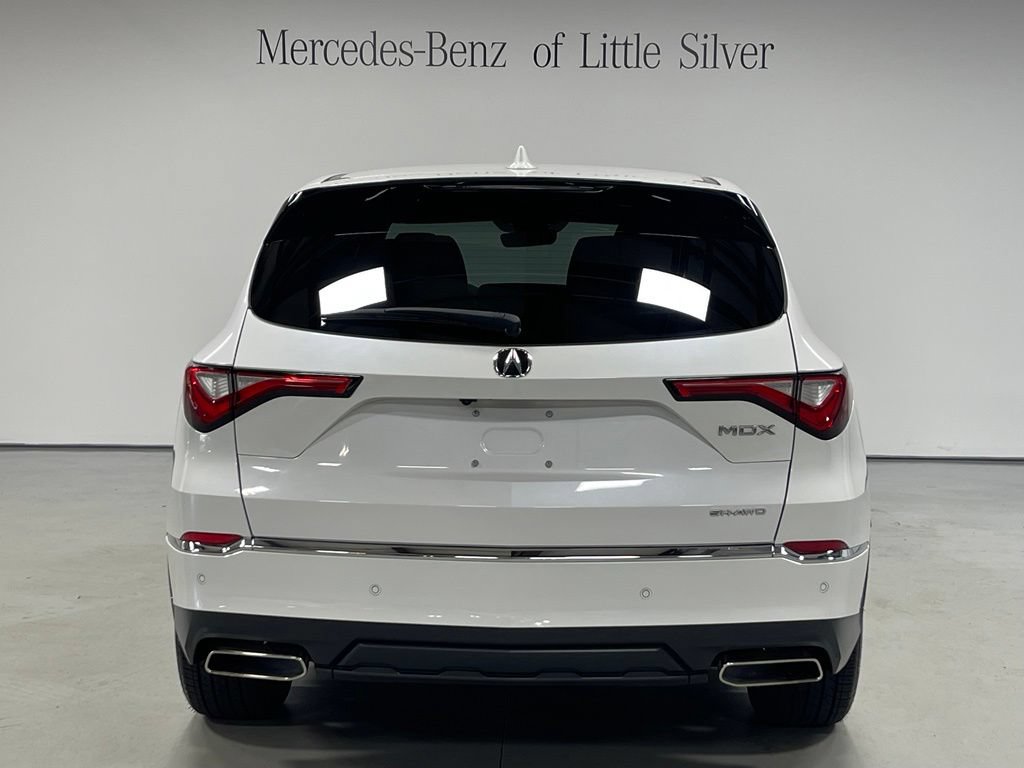 Used 2024 Acura MDX w/ Technology Package AWD/4WD image 4