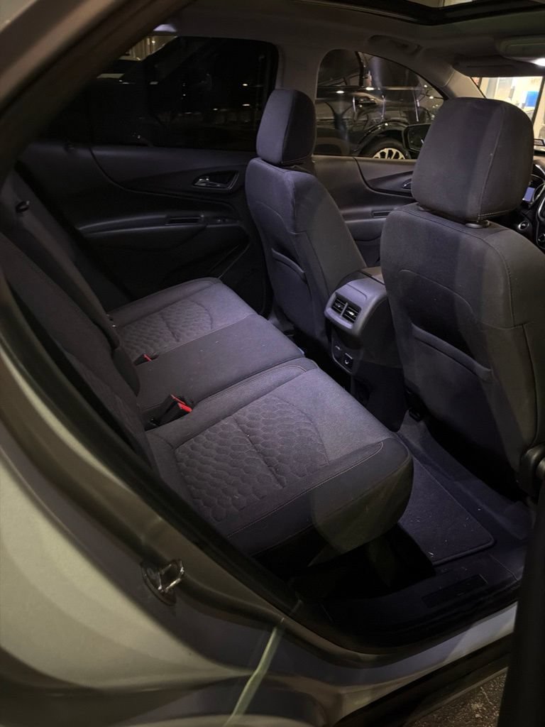 Used 2018 Chevrolet Equinox LT FWD image 11
