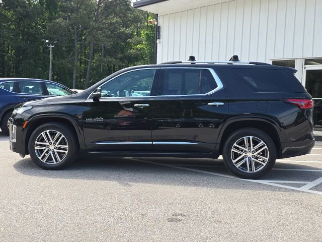 Used 2023 Chevrolet Traverse High Country w/ LPO, 'HIT The Road' Package FWD image 2