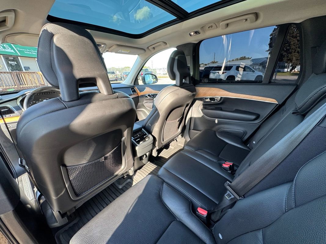 Used 2022 Volvo XC90 T6 Momentum w/ Protection Package Premier image 25