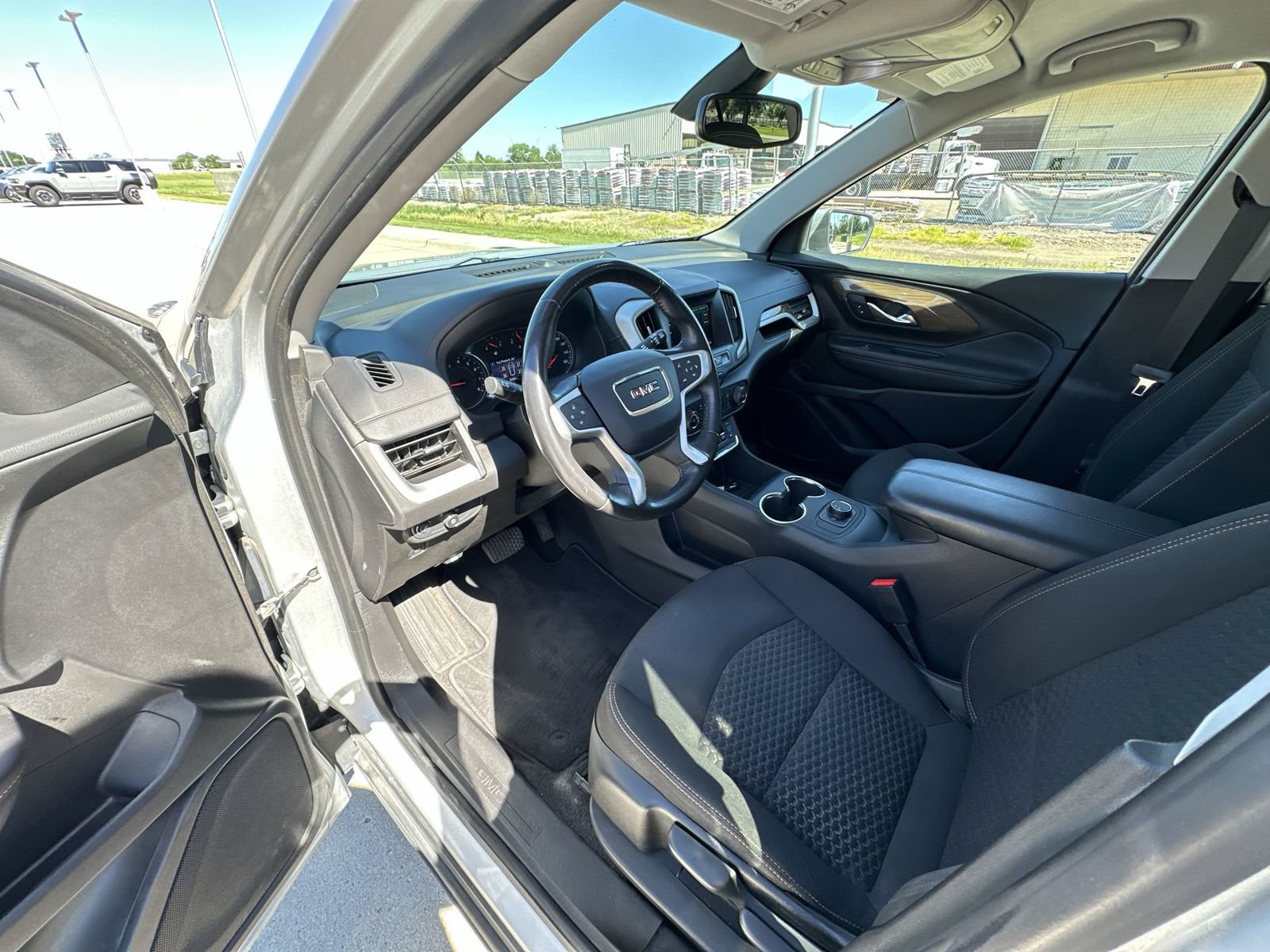 Used 2019 GMC Terrain SLE FWD image 10
