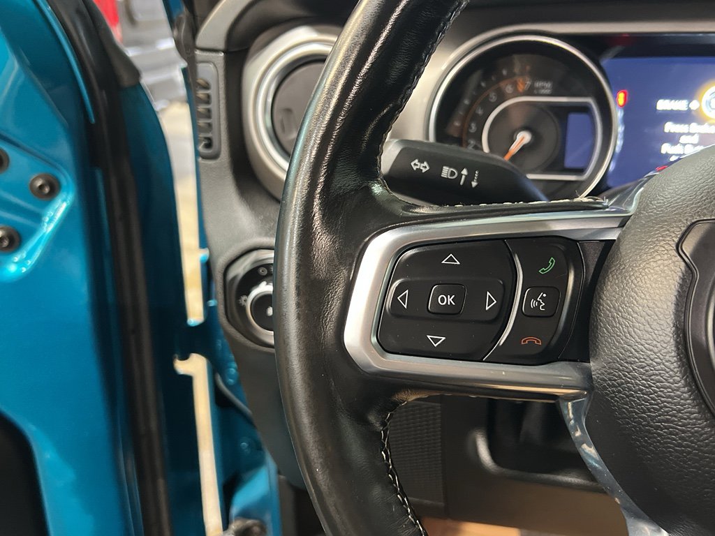 Used 2020 Jeep Wrangler Unlimited Sahara w/ LED Lighting Group image 32