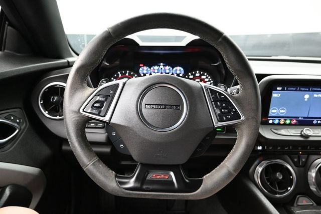Used 2020 Chevrolet Camaro SS RWD image 24