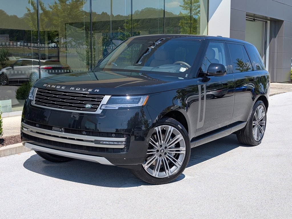 New 2025 Land Rover Range Rover SE