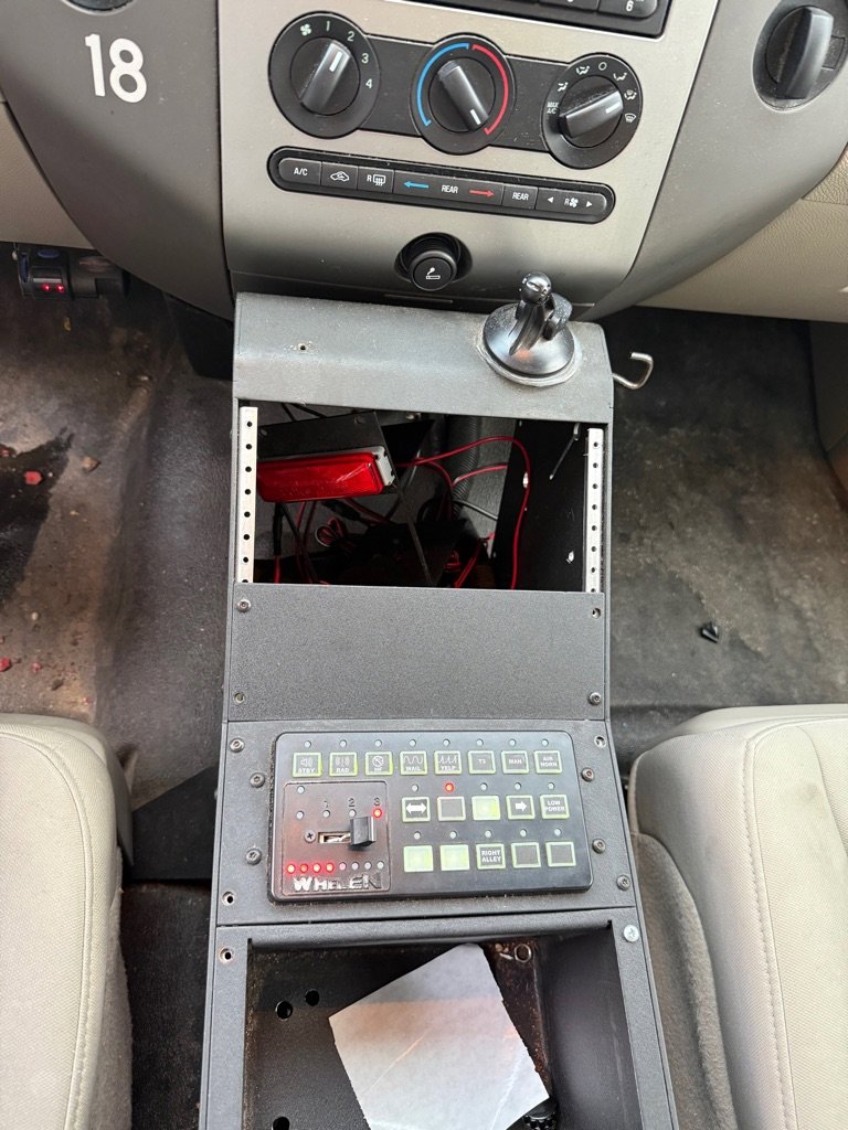 Used 2011 Ford Expedition XL w/ HD Trailer Tow Pkg image 10