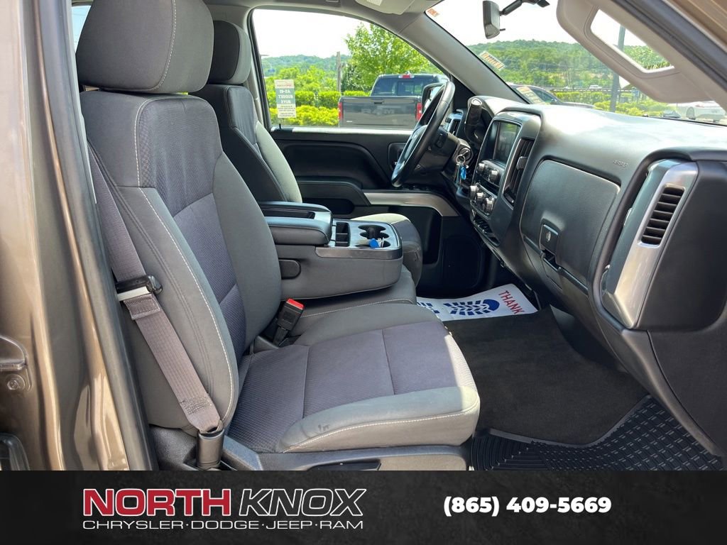 Used 2015 Chevrolet Silverado 1500 LT w/ LT Convenience Package AWD/4WD image 26