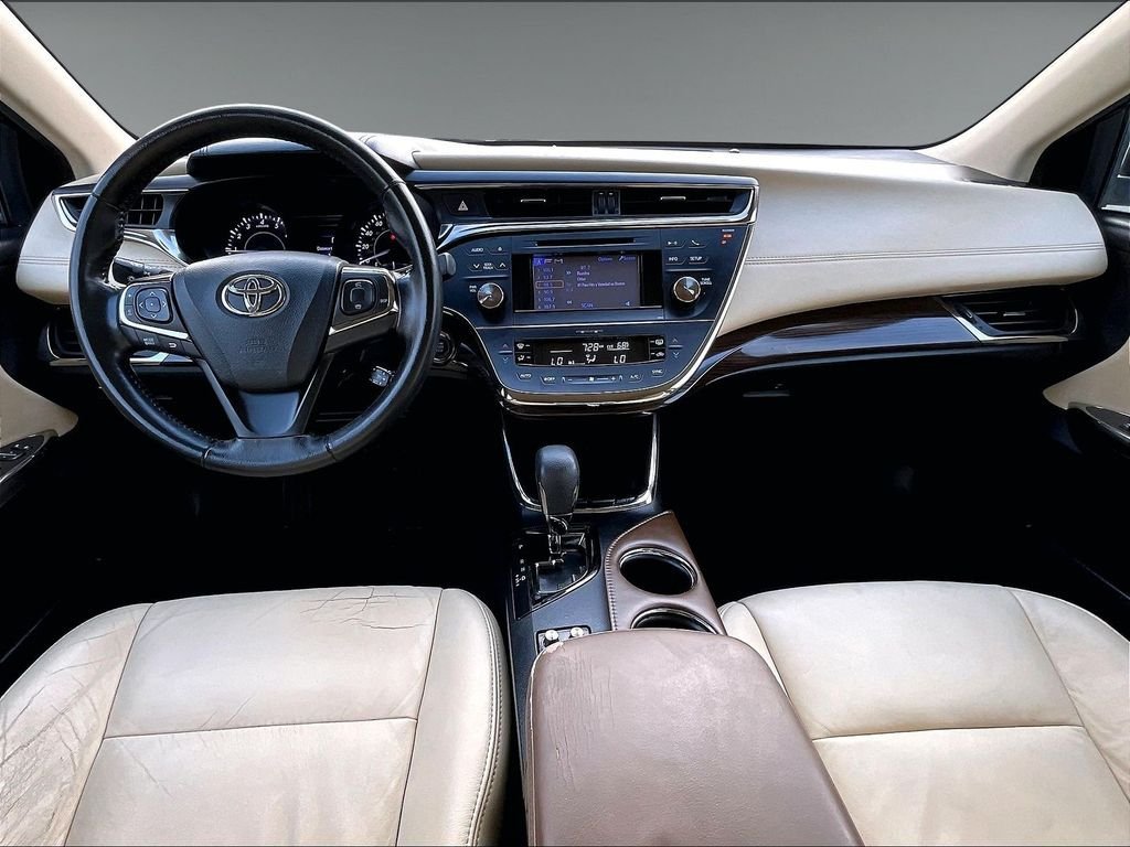 Used 2013 Toyota Avalon XLE FWD image 21