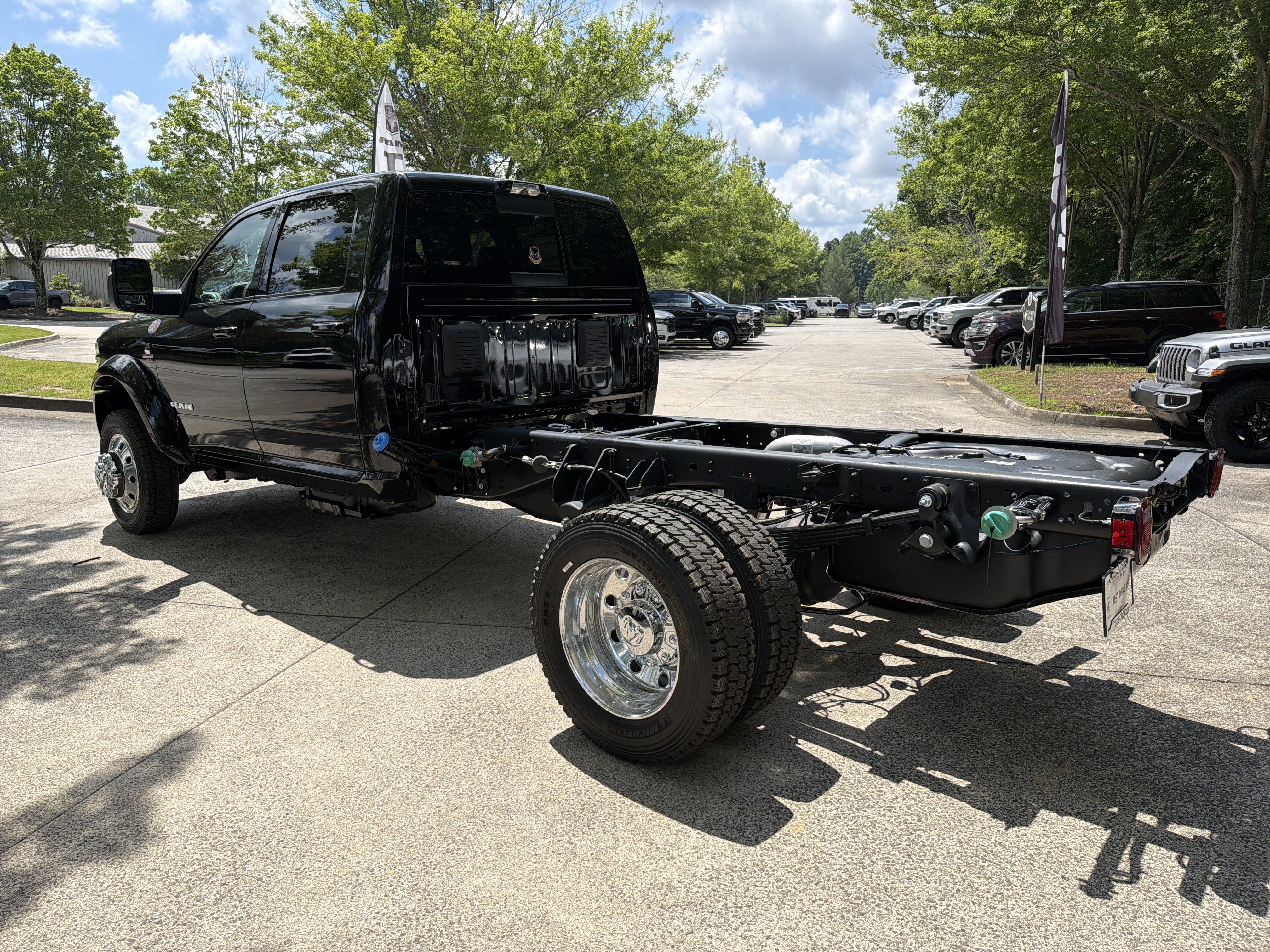 New 2026 RAM 5500 4x4 Crew Cab w/ Laramie Trim Package image 5