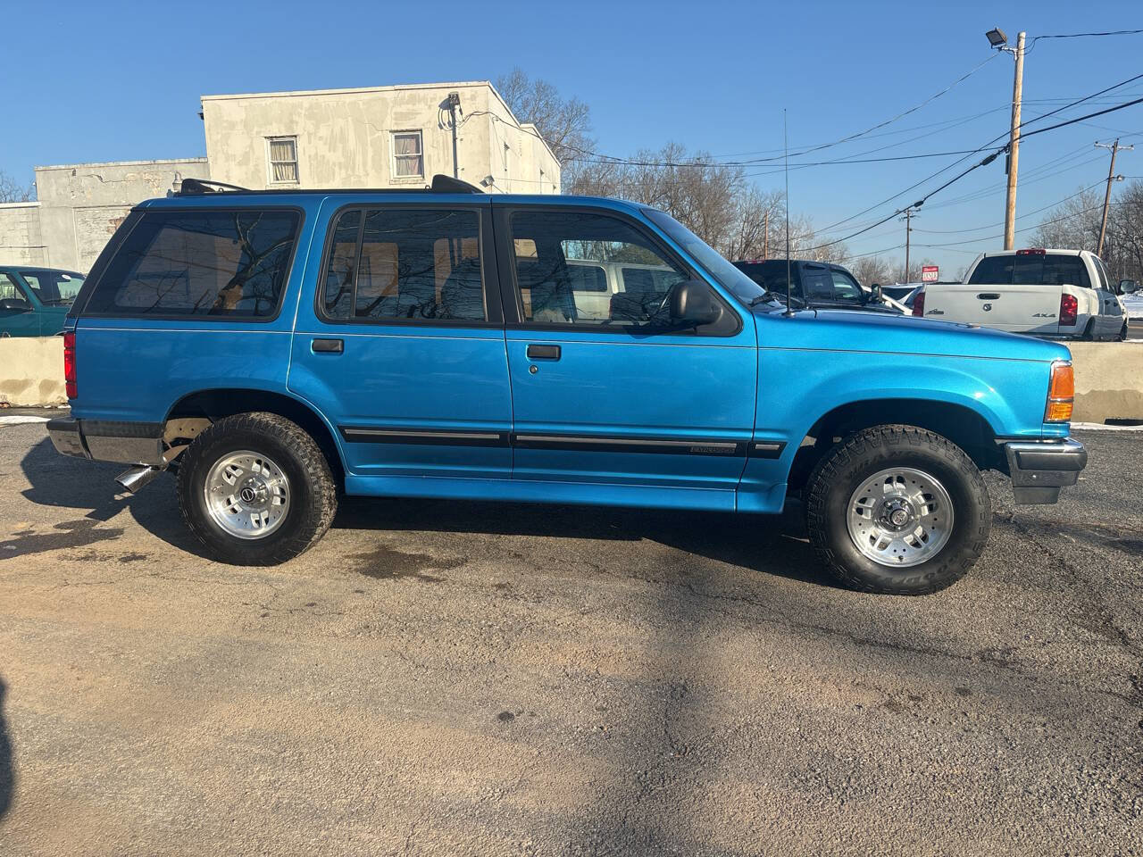 Used 1994 Ford Explorer XLT image 10
