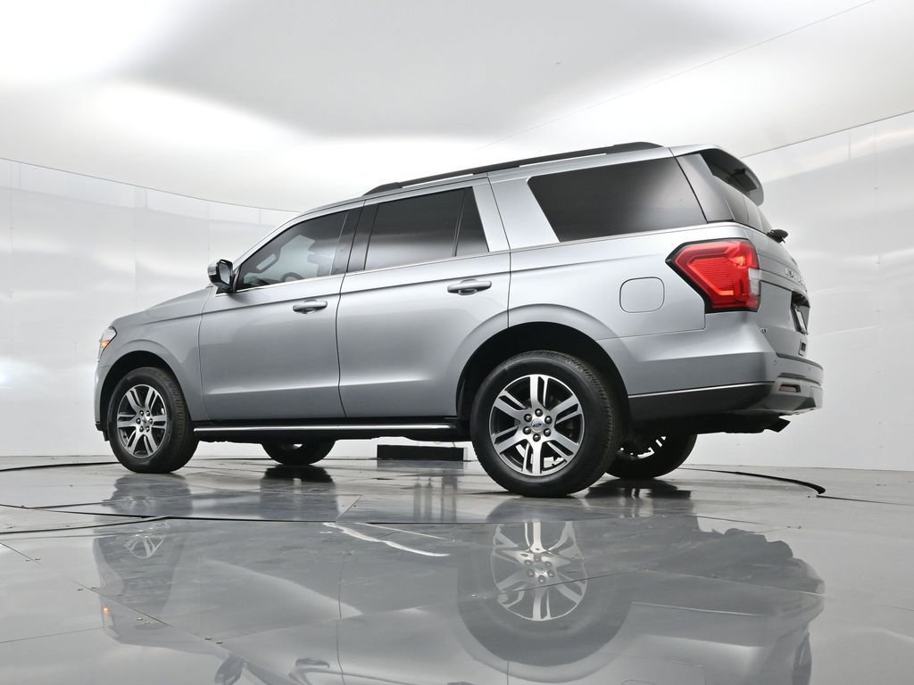 Used 2022 Ford Expedition XLT image 50