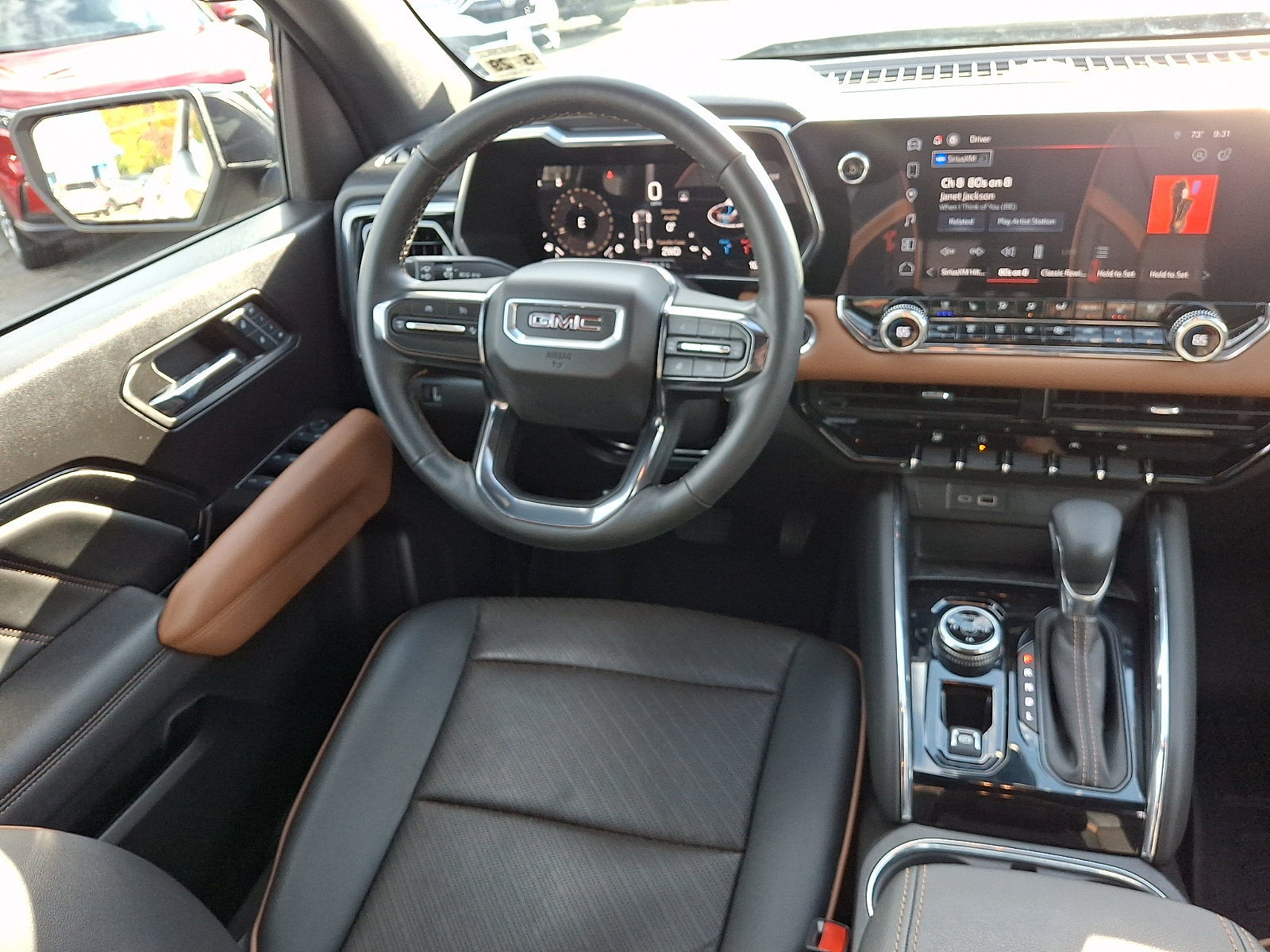 Used 2024 GMC Canyon AT4 w/ AT4 Premium Package AWD/4WD image 14