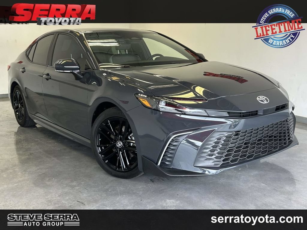 Used 2025 Toyota Camry SE w/ Convenience Package FWD image 1