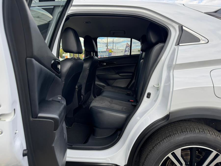 Used 2024 Mitsubishi Eclipse Cross SE image 19