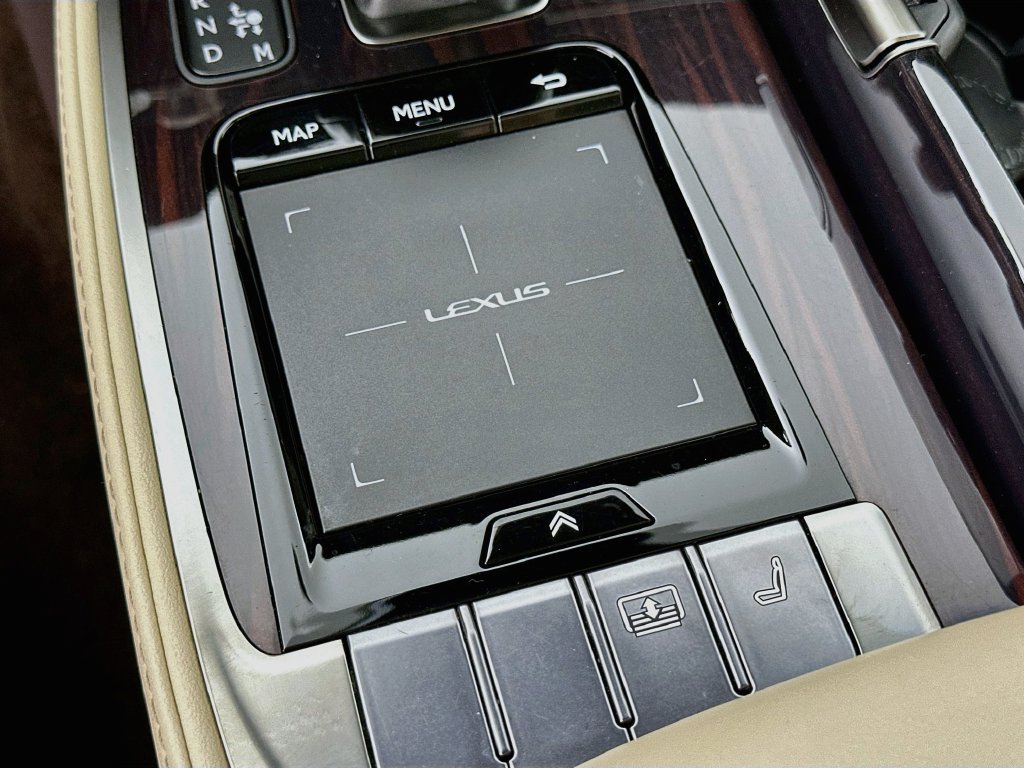 Used 2018 Lexus LS 500 AWD w/ Interior Upgrade Package image 22