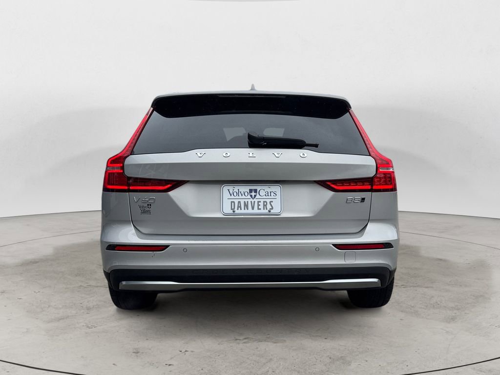 Certified 2025 Volvo V60 B5 Cross Country Plus AWD/4WD image 5