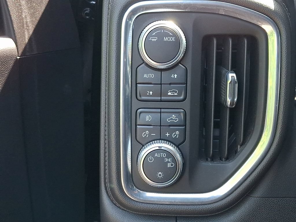 Used 2020 GMC Sierra 1500 Elevation w/ Elevation Value Package AWD/4WD image 25