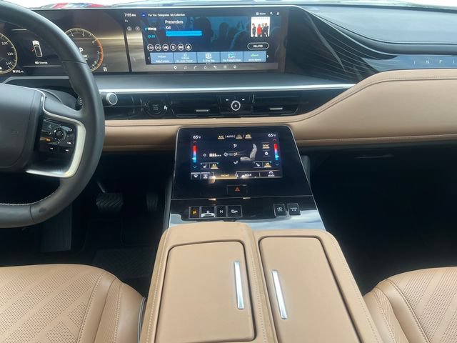 Certified 2025 INFINITI QX80 Luxe AWD/4WD image 11