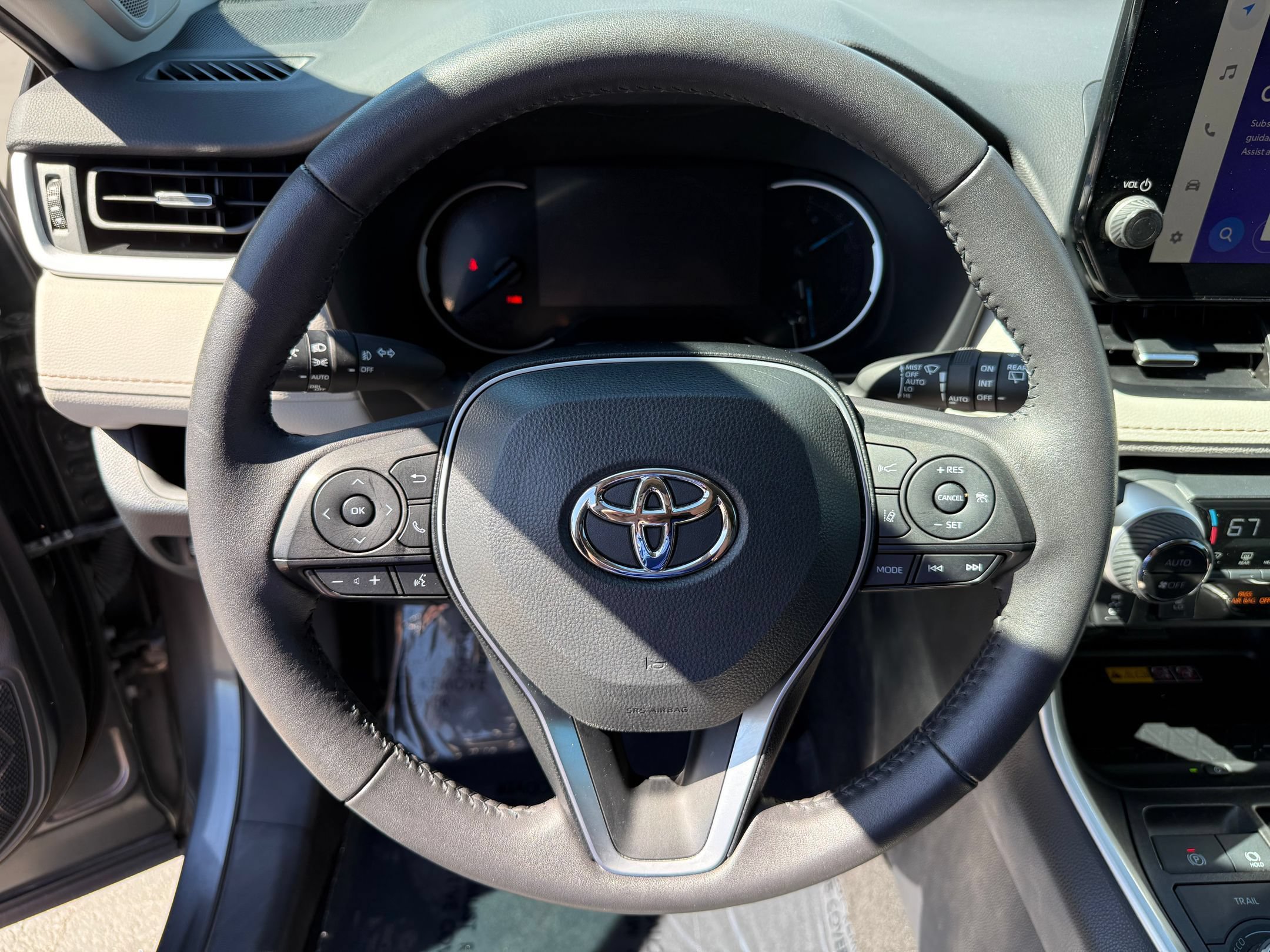 Used 2023 Toyota RAV4 XLE Premium AWD/4WD image 13