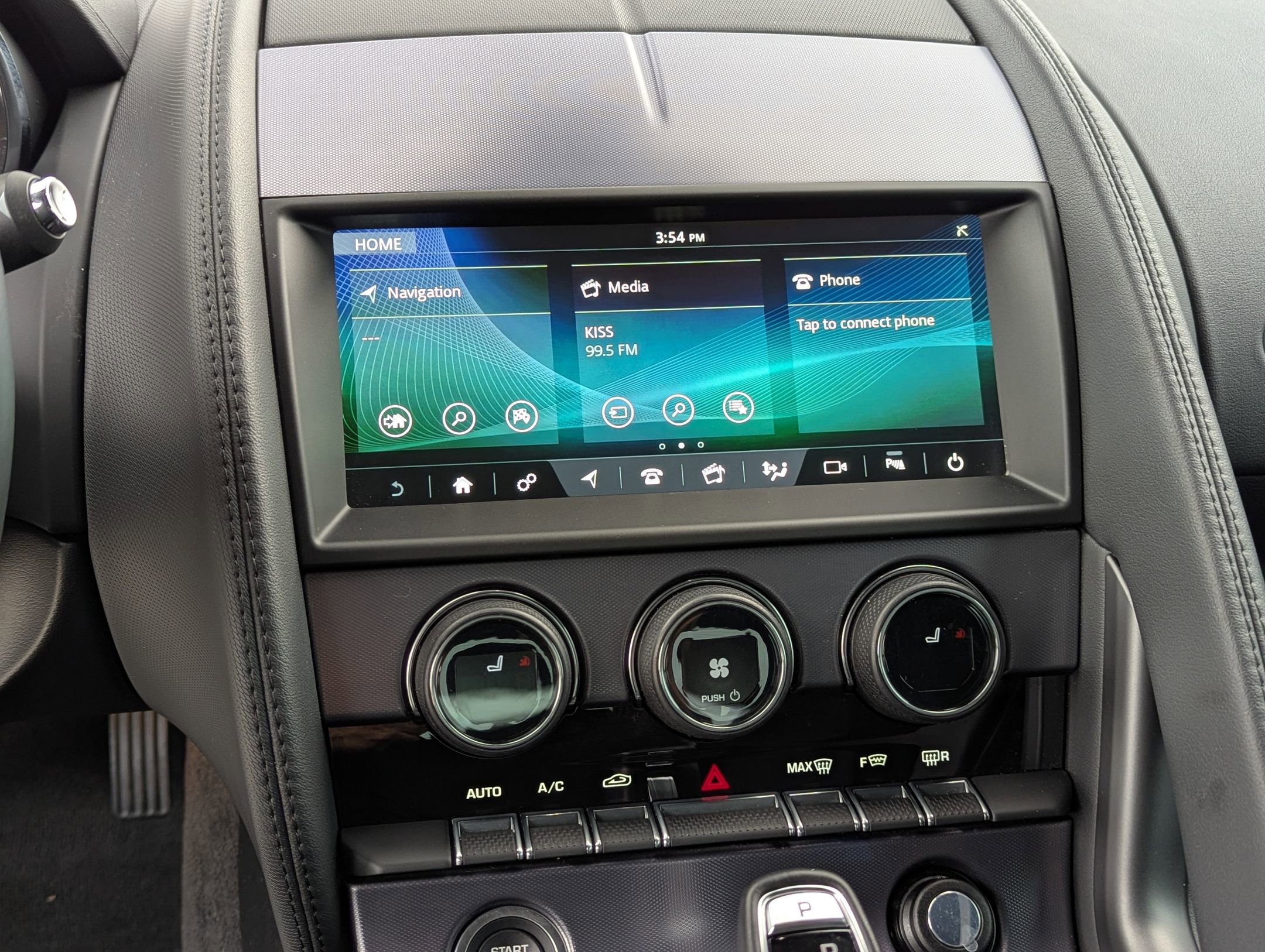 Used 2019 Jaguar F-TYPE Coupe image 15