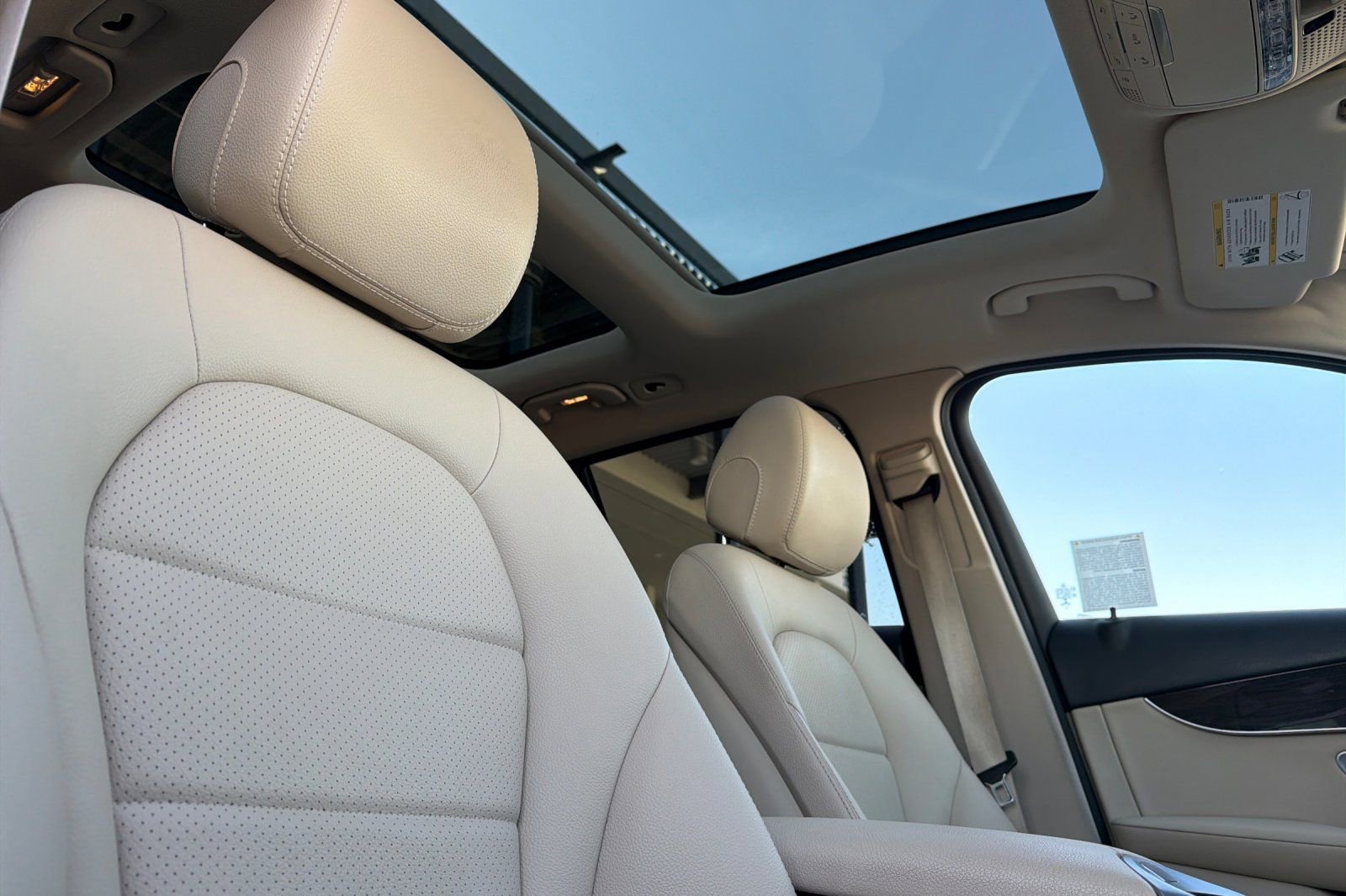 Used 2019 Mercedes-Benz GLC 300 image 19