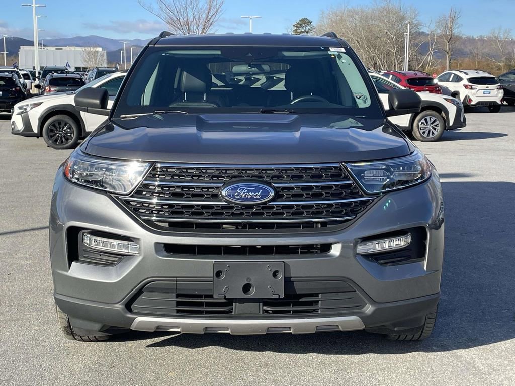 Used 2023 Ford Explorer XLT w/ Equipment Group 202A image 23