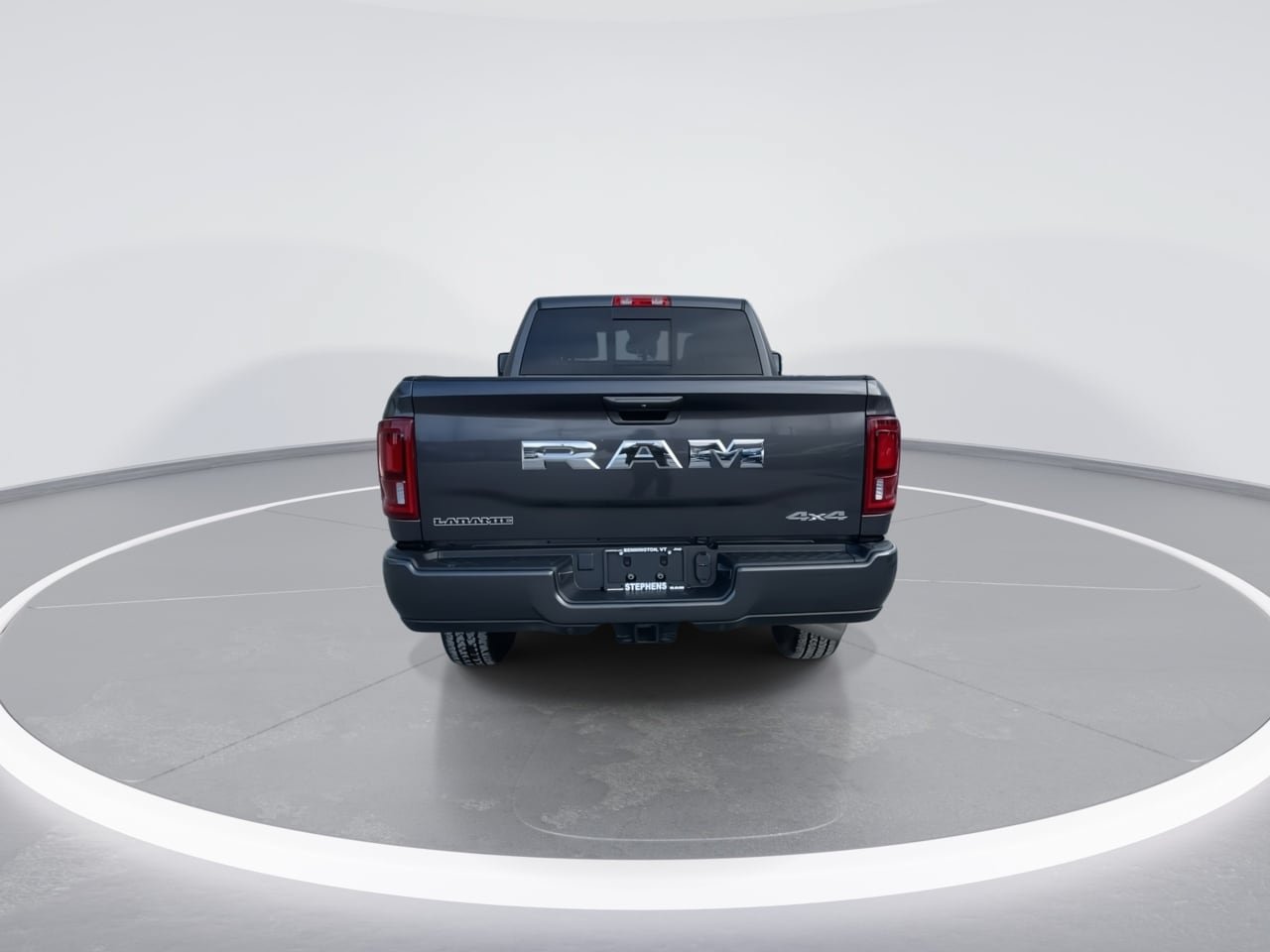Used 2026 RAM 2500 Laramie AWD/4WD image 17