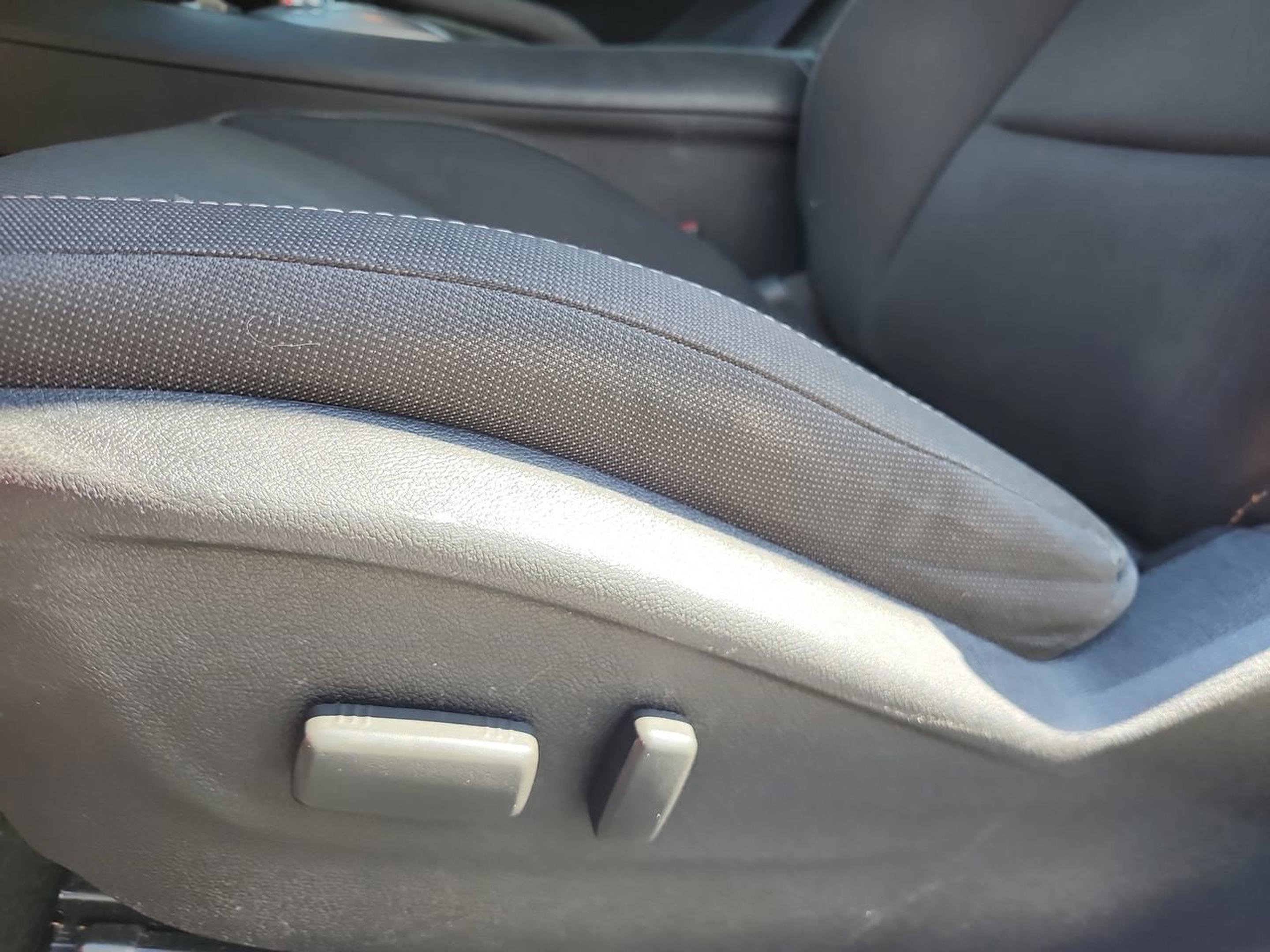 Used 2013 Chevrolet Camaro LT image 13