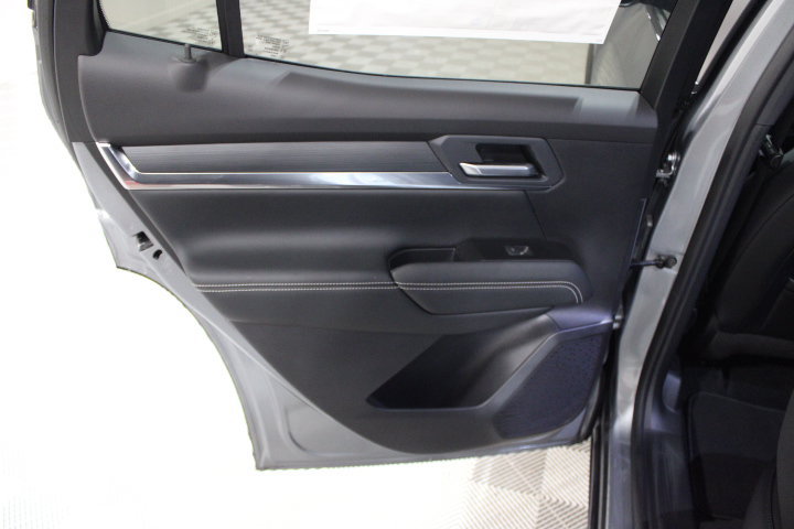 New 2027 GMC Terrain Elevation w/ Elevation Premium Package AWD/4WD image 20