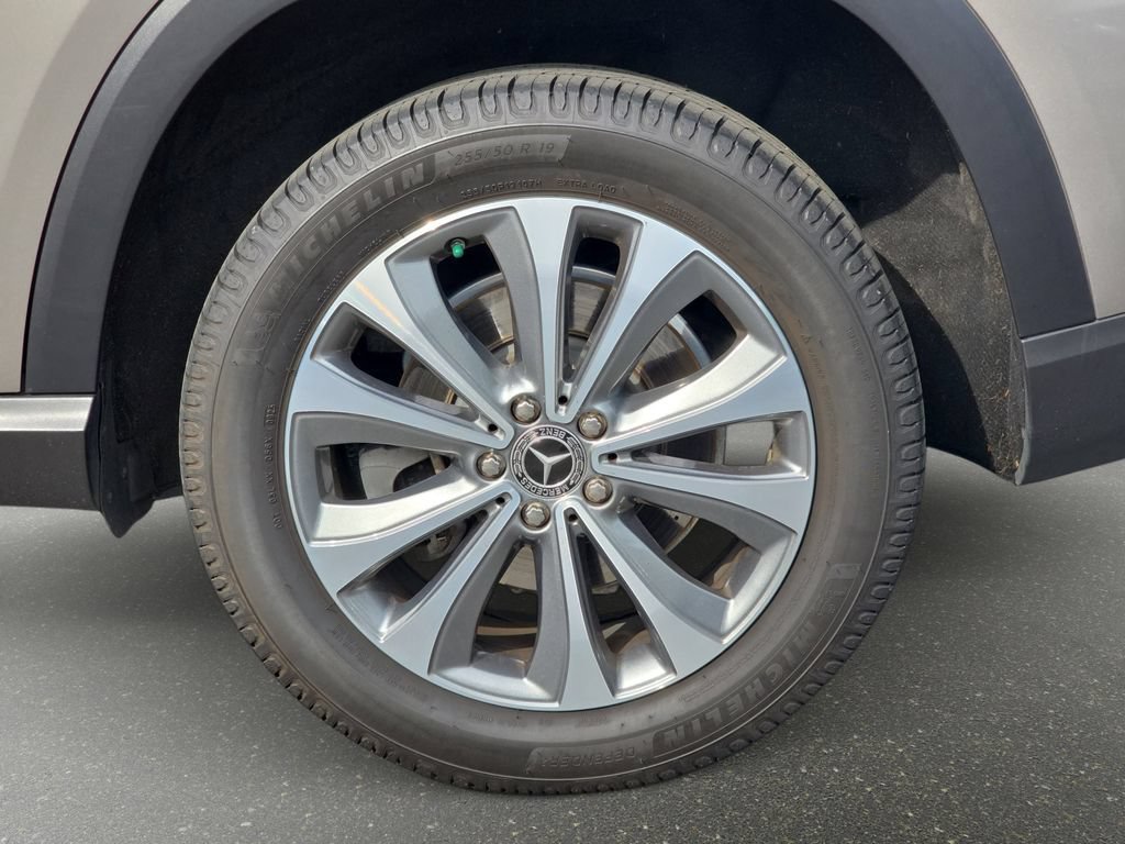 Used 2020 Mercedes-Benz GLE 350 4MATIC image 38
