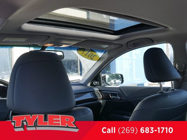 Used 2017 Honda Accord EX-L image 40