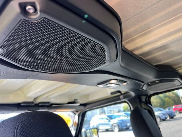 Used 2022 Jeep Gladiator Sport AWD/4WD image 22