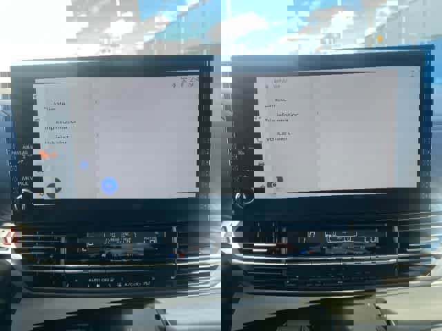 Used 2025 Toyota Sienna XLE w/ XLE Plus Package image 33