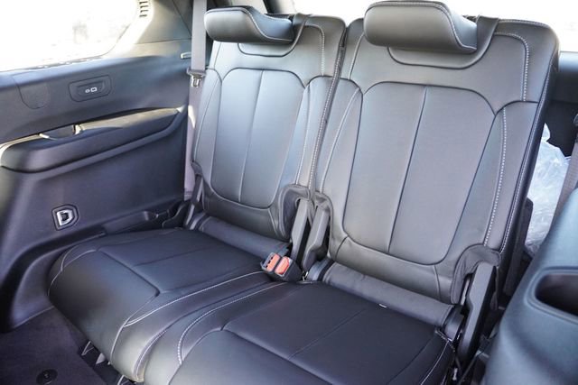 New 2025 Jeep Grand Cherokee L Limited w/ Trailer Tow Package image 12