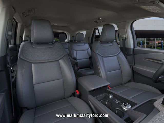 New 2026 Ford Explorer Active w/ Active Comfort Package image 10