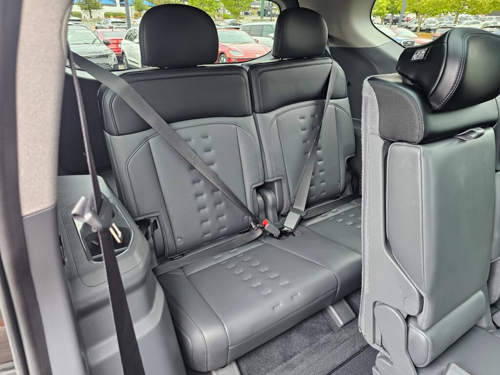Certified 2024 Kia EV9 Wind AWD/4WD image 30