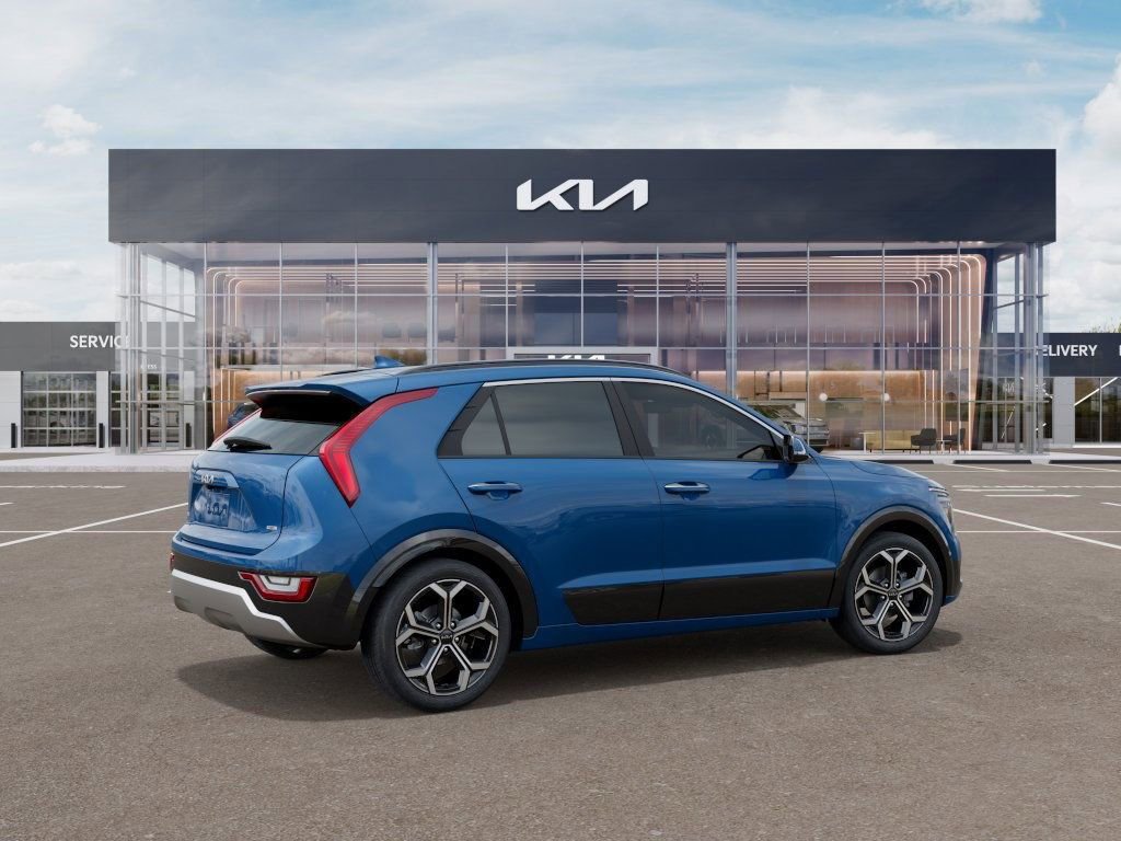 New 2025 Kia Niro SX Touring image 3