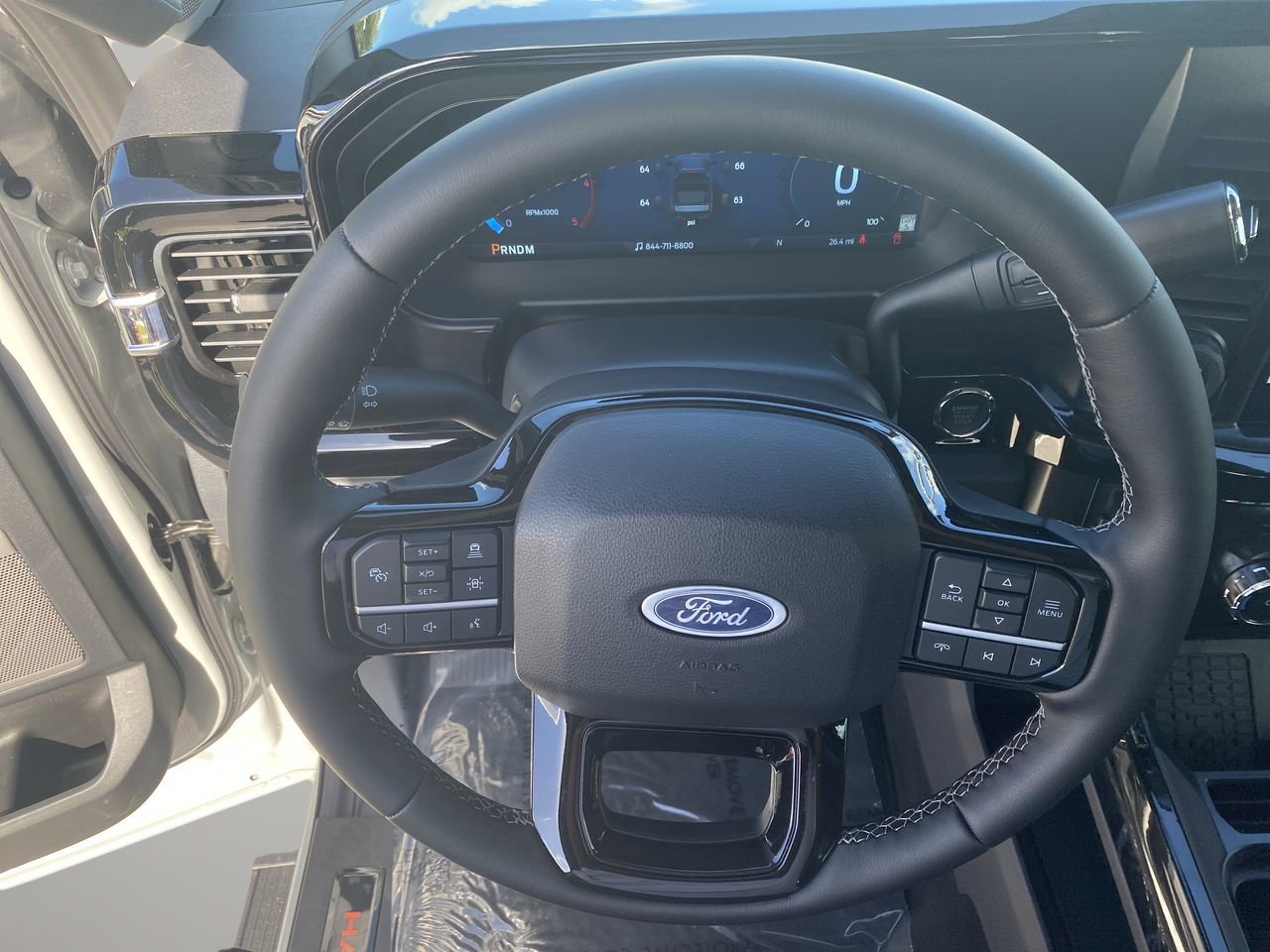 New 2026 Ford F250 Lariat w/ Black Appearance Package image 33