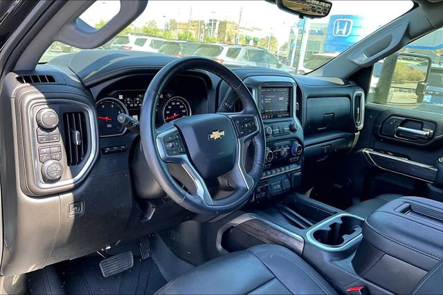 Used 2022 Chevrolet Silverado 2500 LTZ w/ LTZ Plus Package image 14