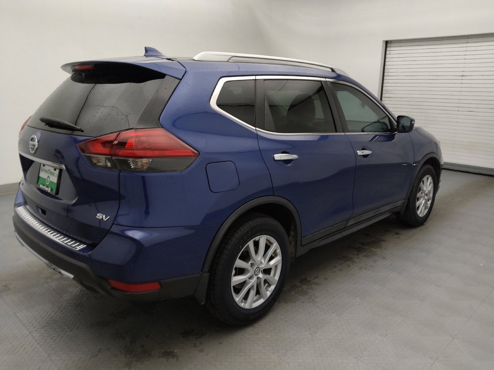 Used 2018 Nissan Rogue SV image 10