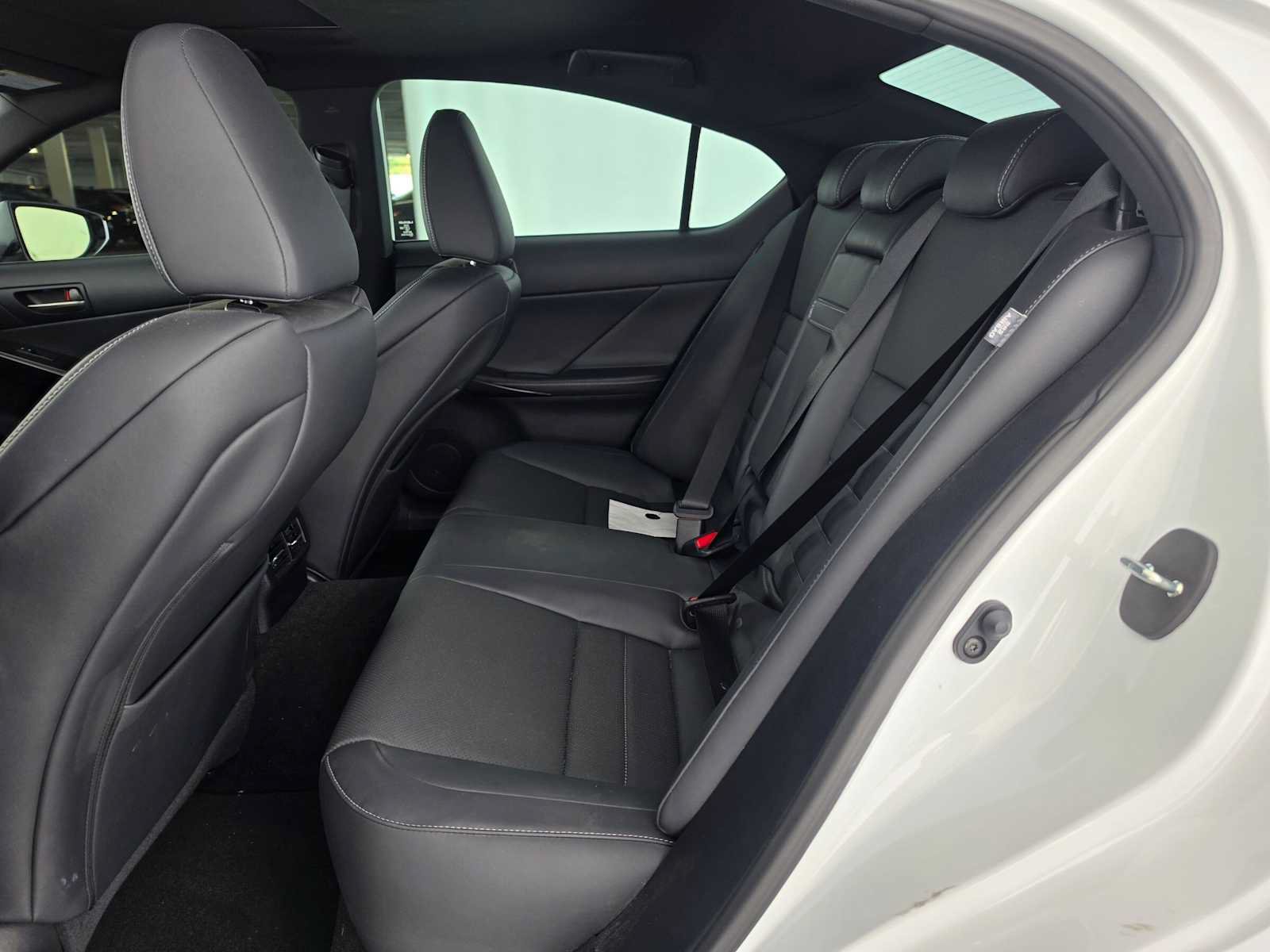 Used 2024 Lexus IS 350 F Sport RWD image 16