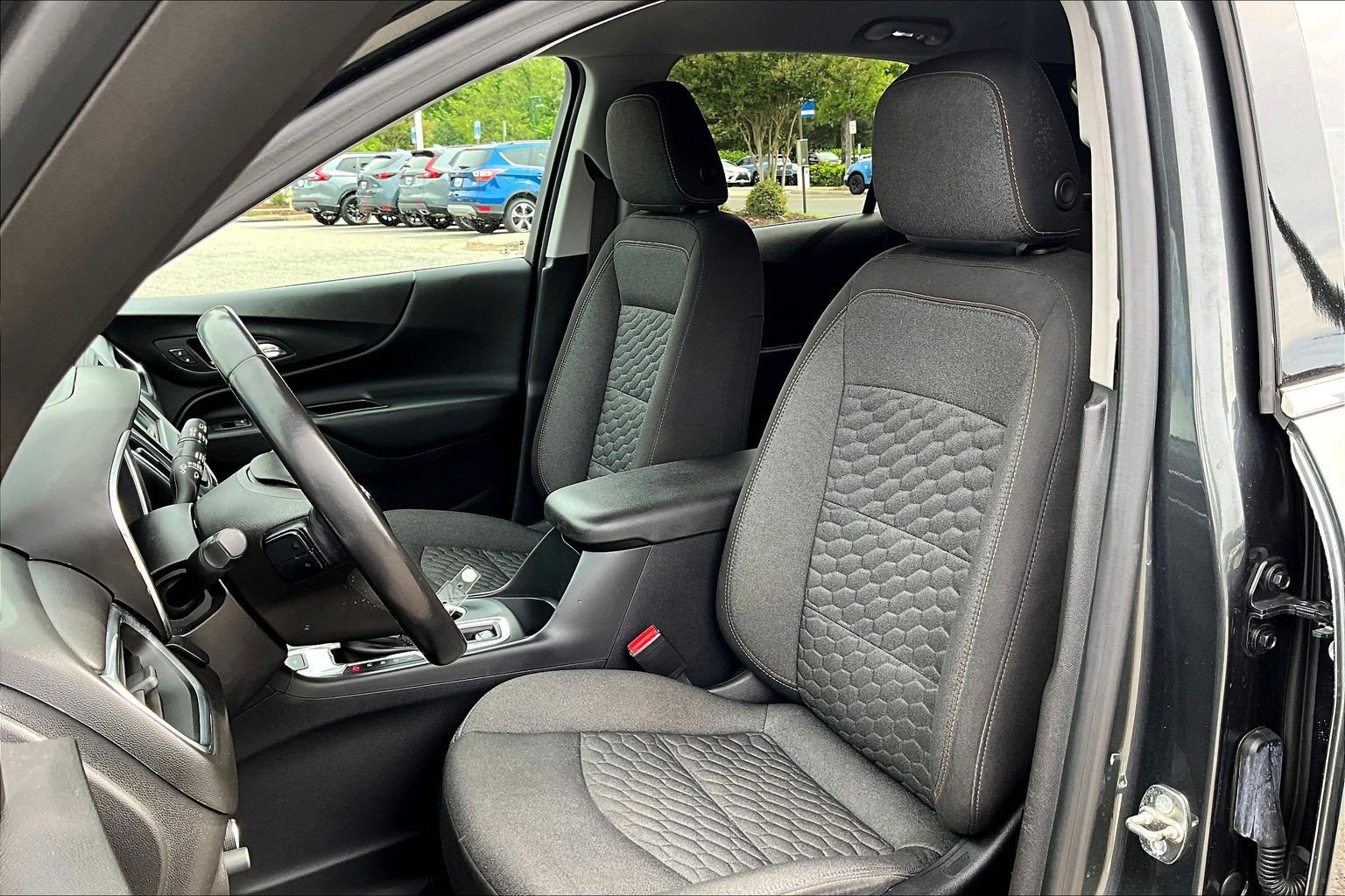 Used 2019 Chevrolet Equinox LT FWD image 26