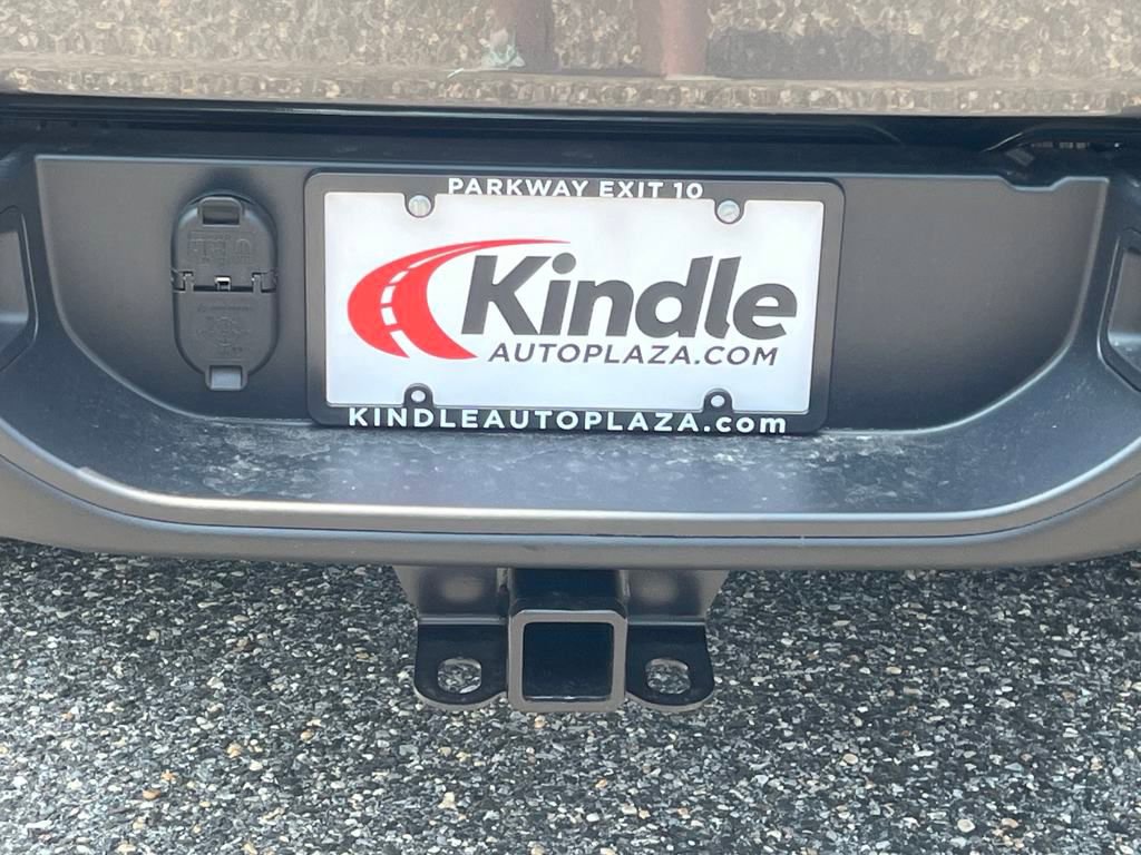 New 2025 Jeep Gladiator Rubicon w/ Convenience Group image 6