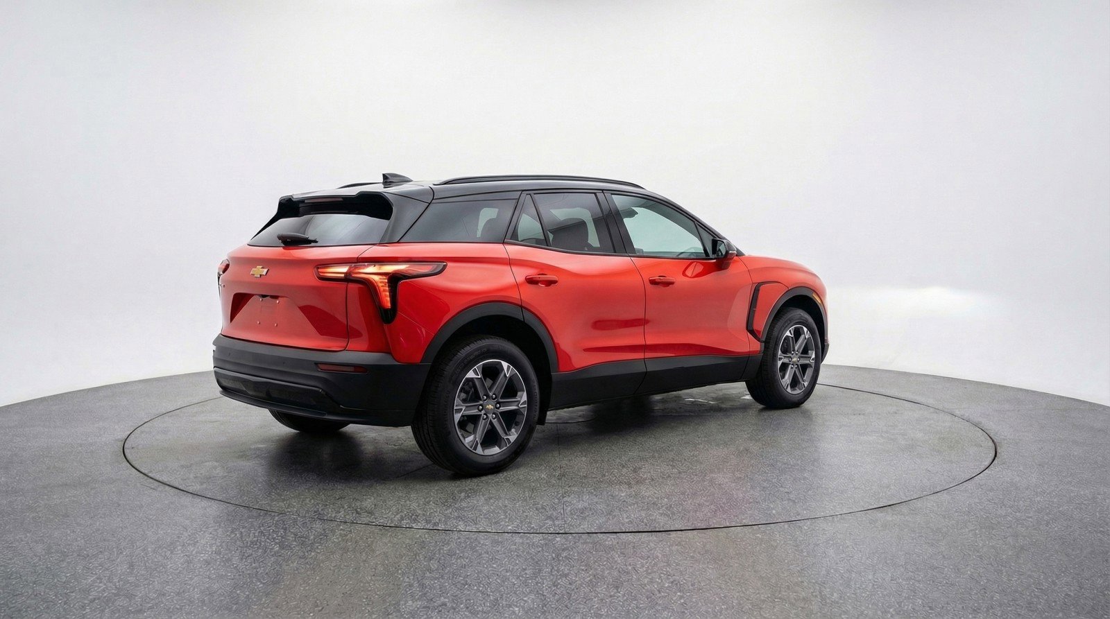 Used 2025 Chevrolet Blazer LT FWD image 9