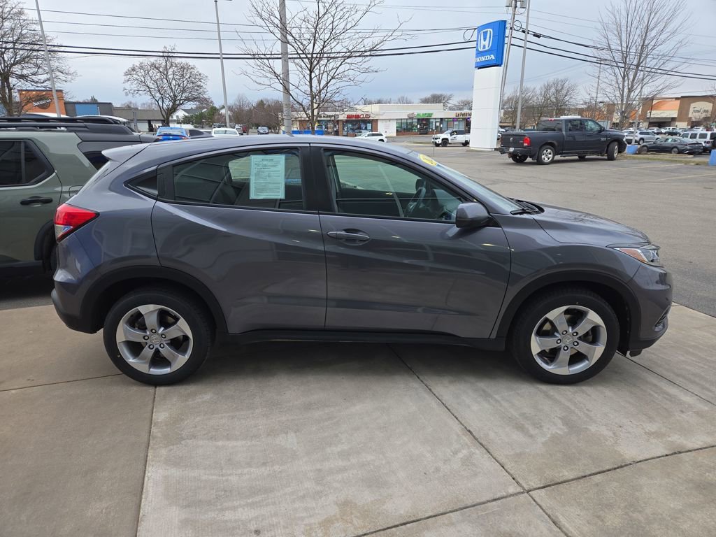 Certified 2021 Honda HR-V LX image 2