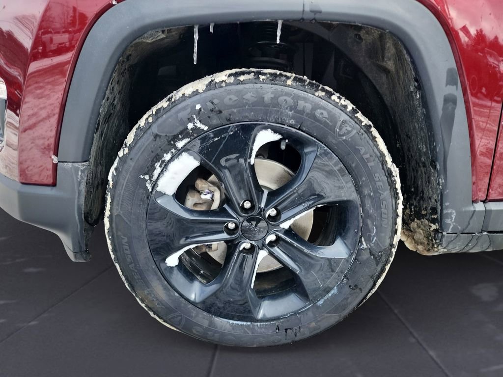 Used 2021 Jeep Compass Latitude image 14